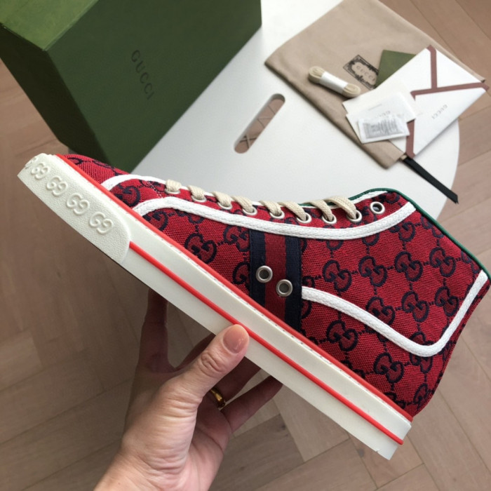 G*u*i tennis 1977 sneaker