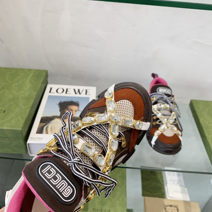 G*u*i sneaker