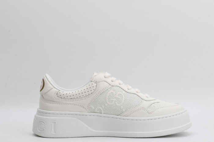 G*u*i low-top sneaker