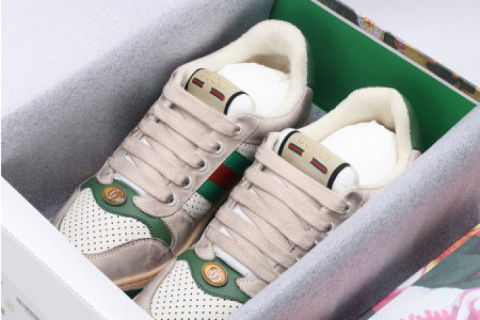 G*u*i ace embroidered low-top sneaker 9az1xj378j4