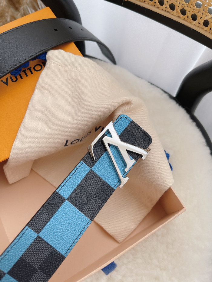 Loui Vuitto Belt-4CM