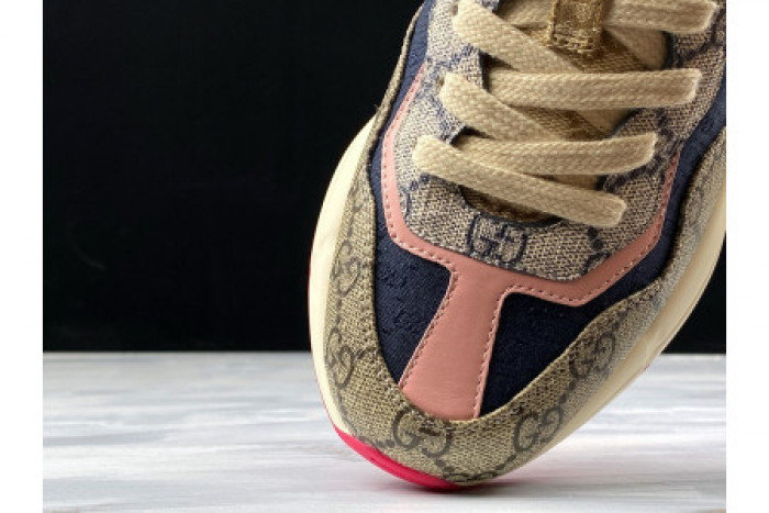 G*u*i rhyton vintage trainer sneaker 620185 99wf0 4371