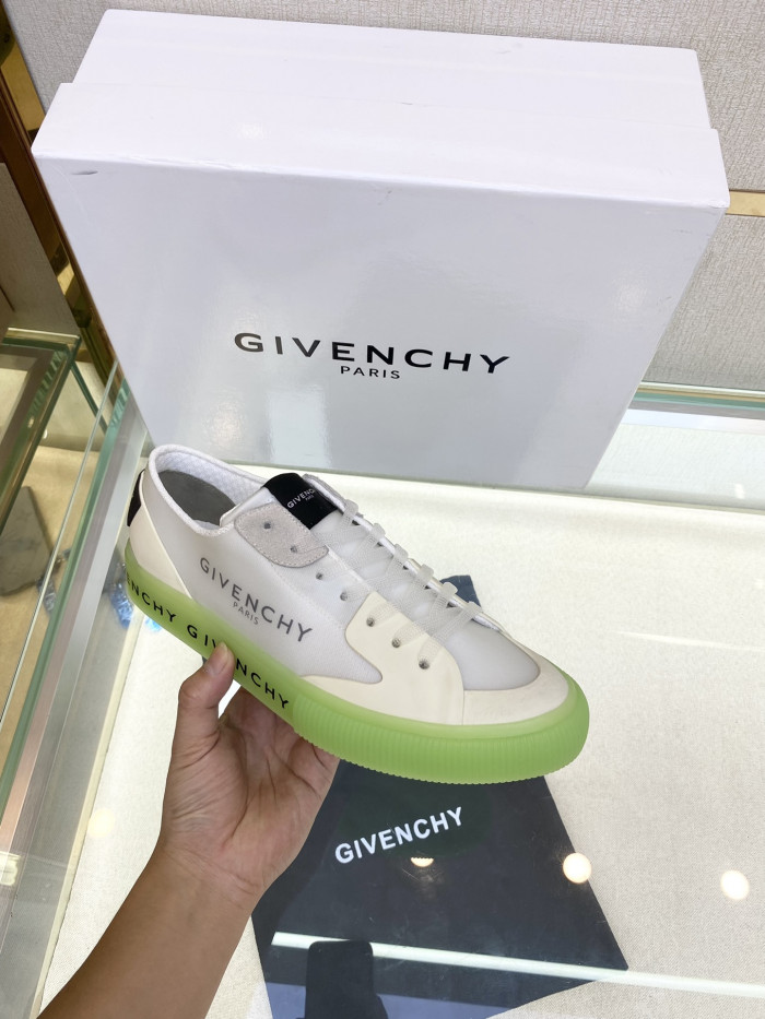 Givench Spectre Low-TOP SNEAKER