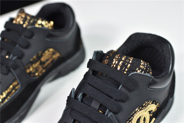 CHNE1 Leather Low Top Sneakers