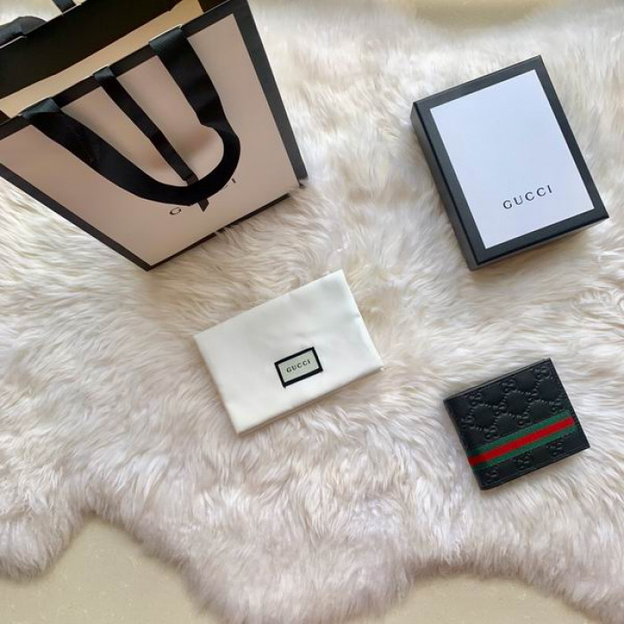 G*u*i wallet 365491 11*9