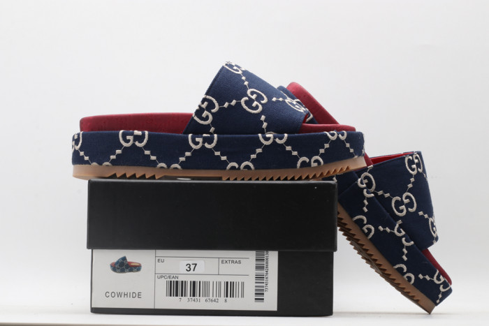 G*u*i slippers