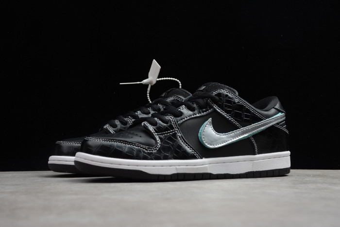 nike sb dunk low Di*m*nd s*pply co black Di*m*nd bv1310-001