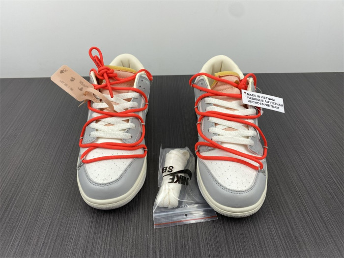 Off-White x Dunk Low