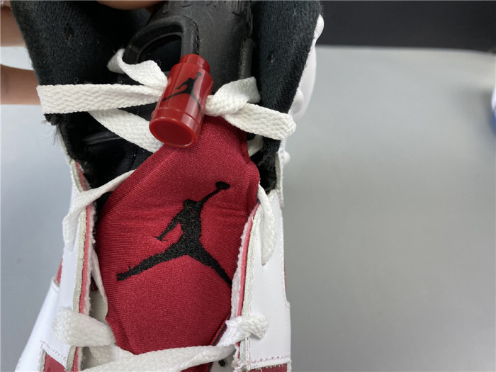 AIR JORDAN 6 RETRO