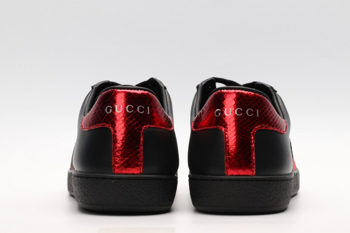 G*u*i low-top sneaker