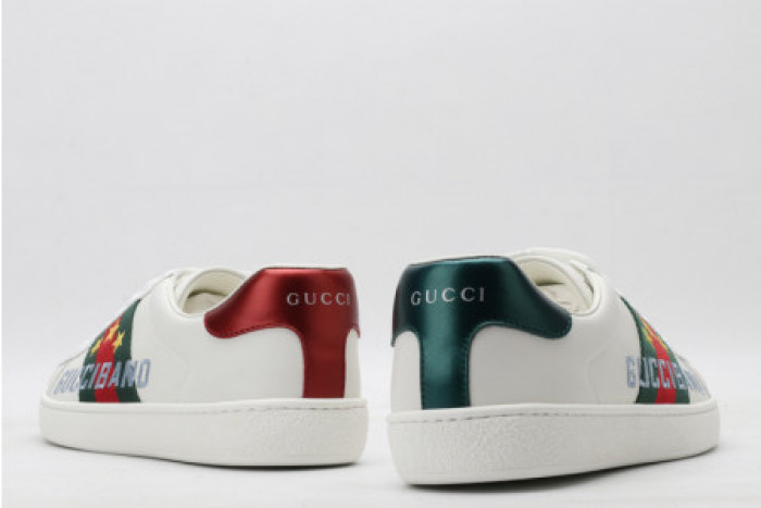G*u*i ace embroidered low-top sneaker 603693 0fi10 9069
