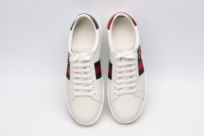 G*u*i low-top sneaker