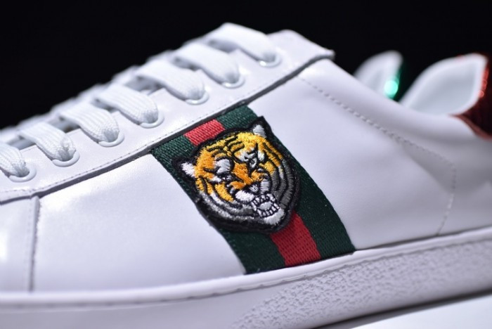 G*u*i ace embroidered low-top sneaker 457132 02jp0 9064