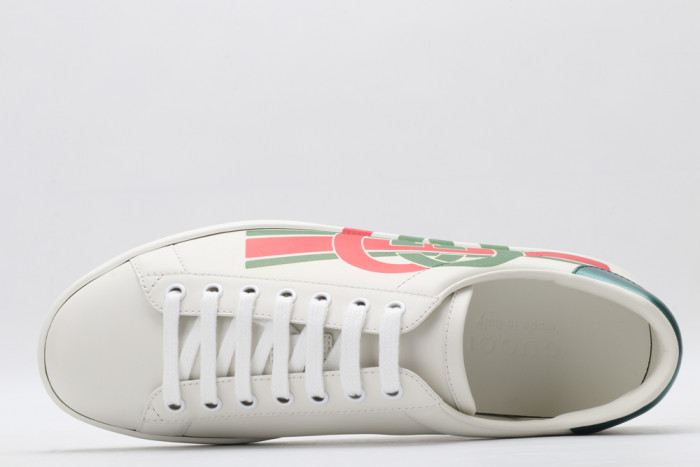 G*u*i low-top sneaker