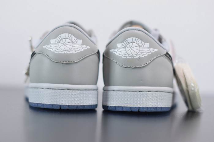 DR X JORDAN 1 LOW OG CN8607-002 (DR shoe box)