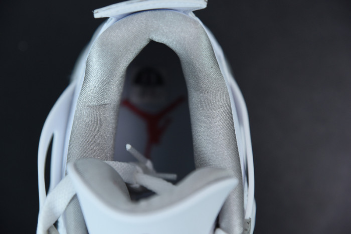 Jordan 4 Retro White Oreo (2021) CT8527-100
