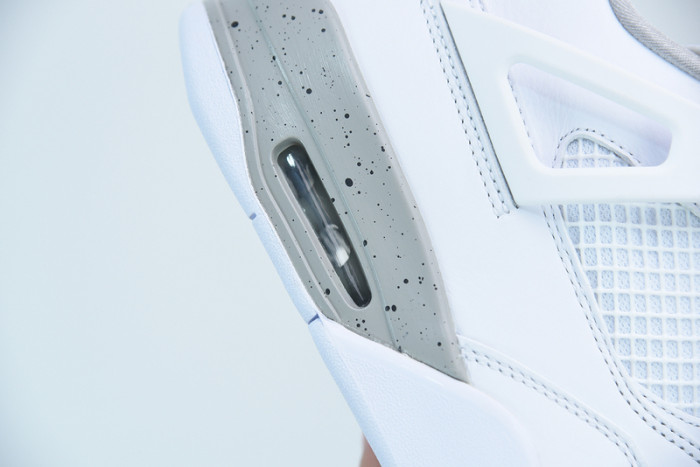Jordan 4 Retro White Oreo (2021) CT8527-100