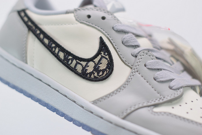 DR X JORDAN 1 LOW OG CN8607-002 (DR shoe box)
