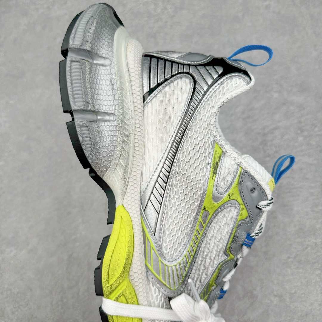 BALCIA 3XL Sneakers Yellowish-gray