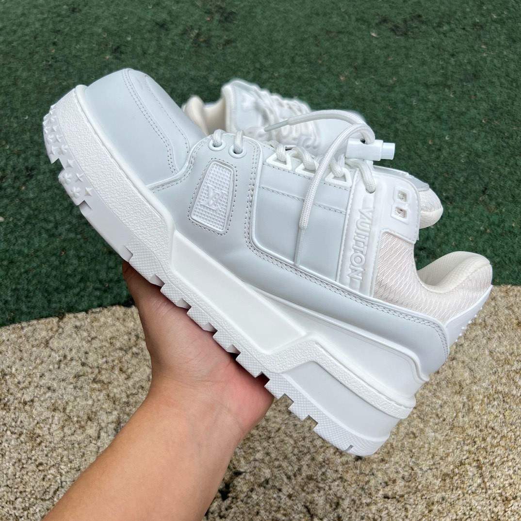 LV TRAINER MAXI White
