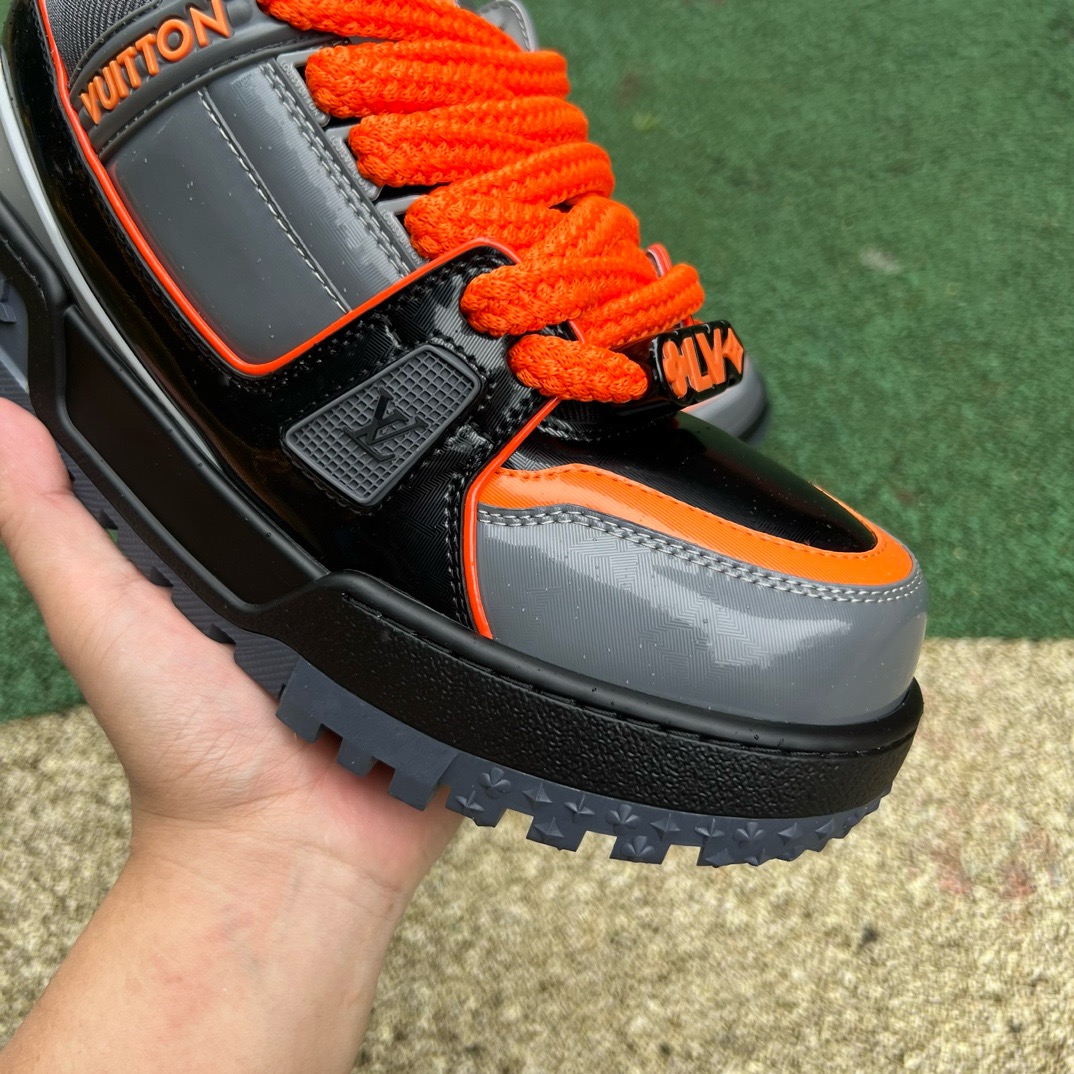 LV TRAINER MAXI Gray orange