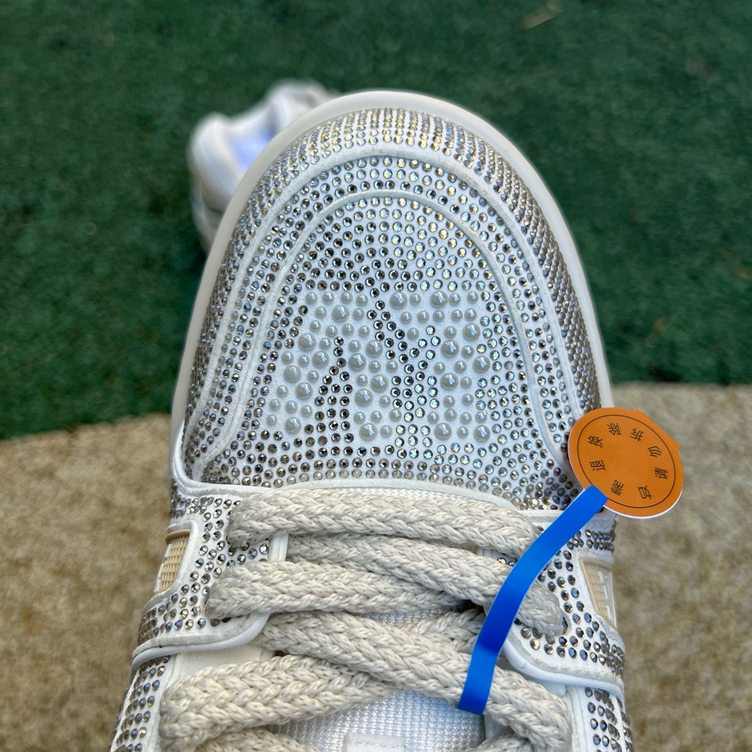 lv trainer maxi full of Di*m*nds white