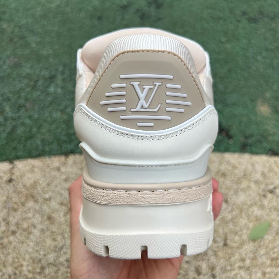 LV TRAINER MAXI Off-white brown