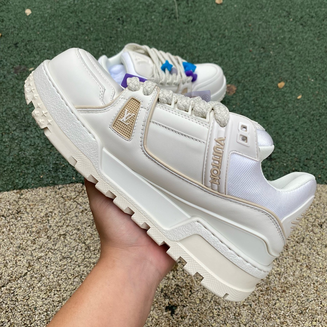 LV TRAINER MAXI White