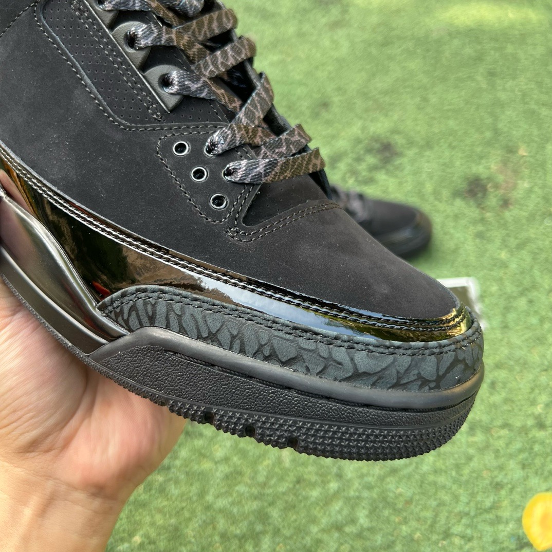 Air Jordan 3 Retro Black Cat CT8532-001