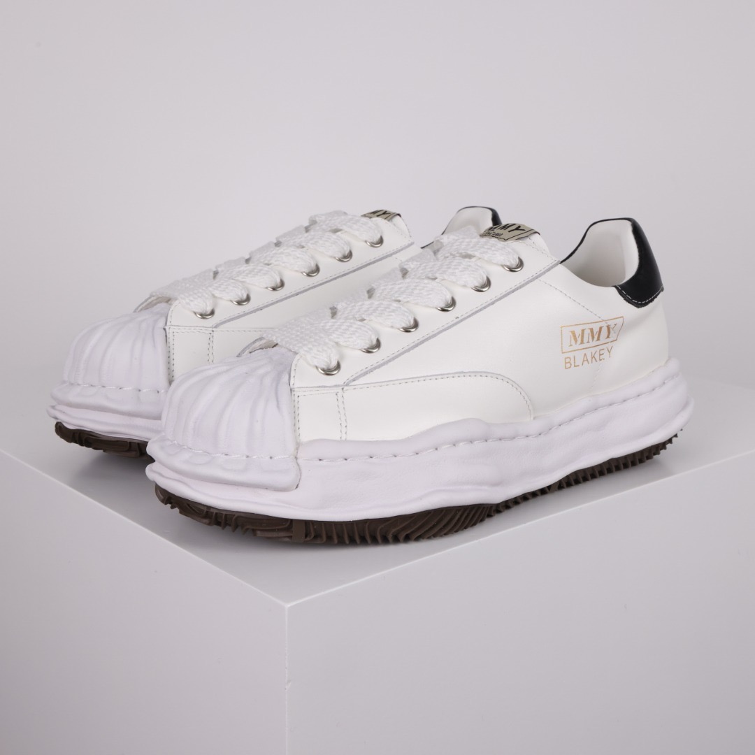 Ma*s*n mihara yasuhiro mmy sneaker