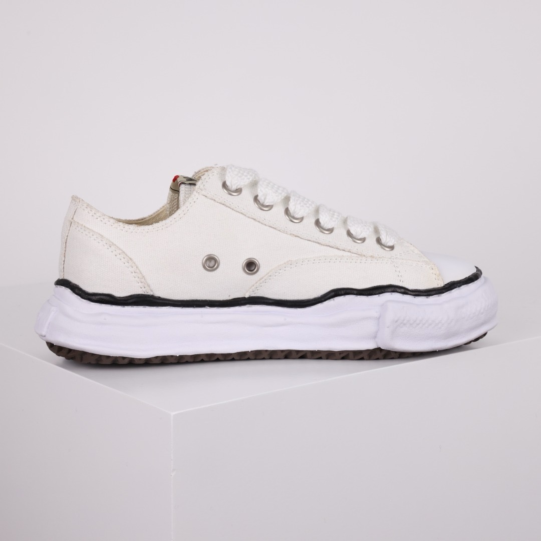 Ma*s*n mihara yasuhiro mmy sneaker