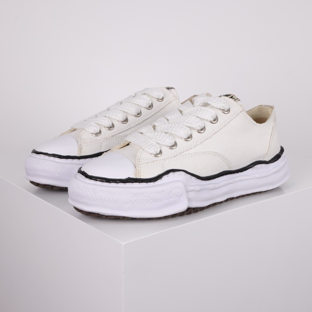 Ma*s*n mihara yasuhiro mmy sneaker