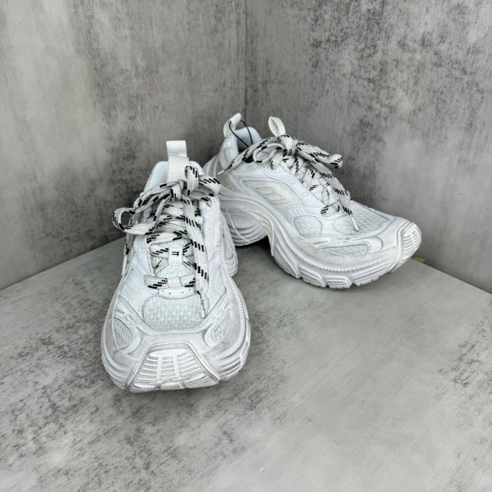 BLCG Sneaker 6XL