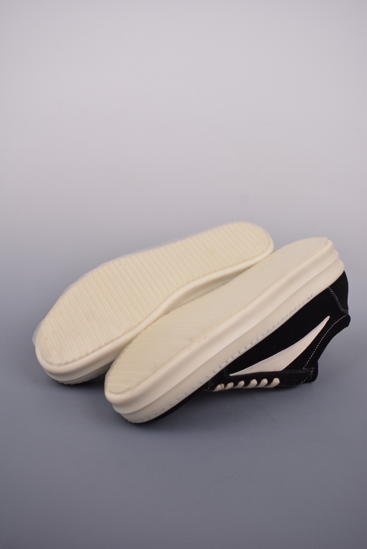 Rick Owen.s Sneaker