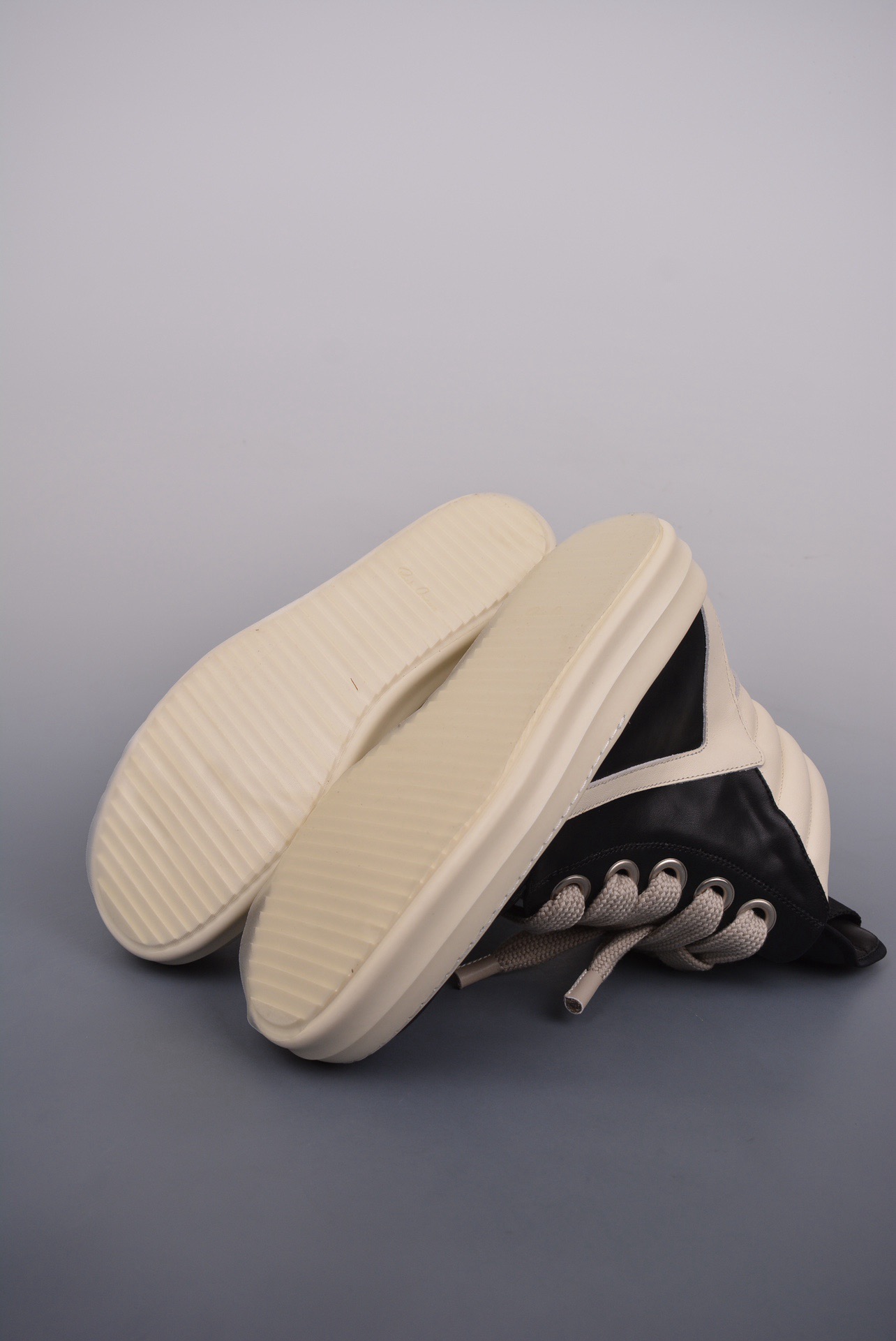 Rick Owen.s Sneaker