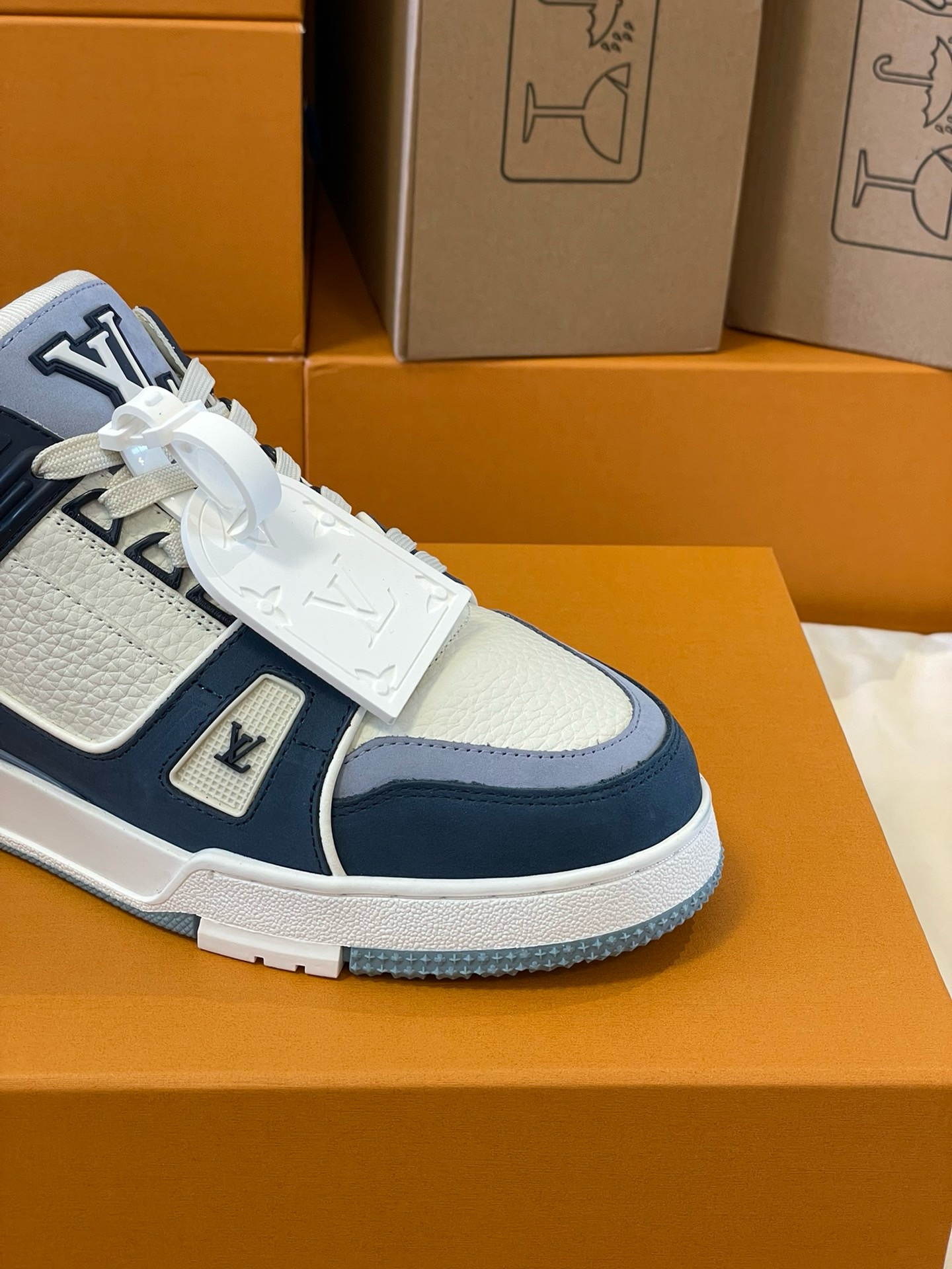 Loui Vuitto TRAINER SNEAKER