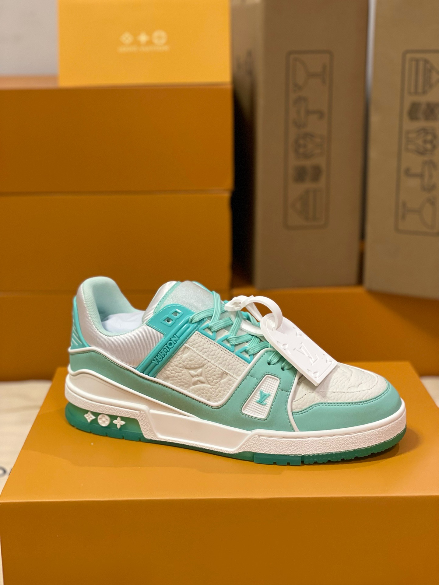 Loui Vuitto TRAINER SNEAKER