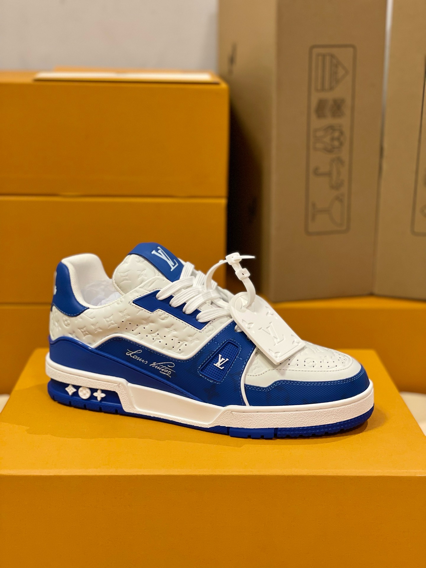 Loui Vuitto TRAINER SNEAKER