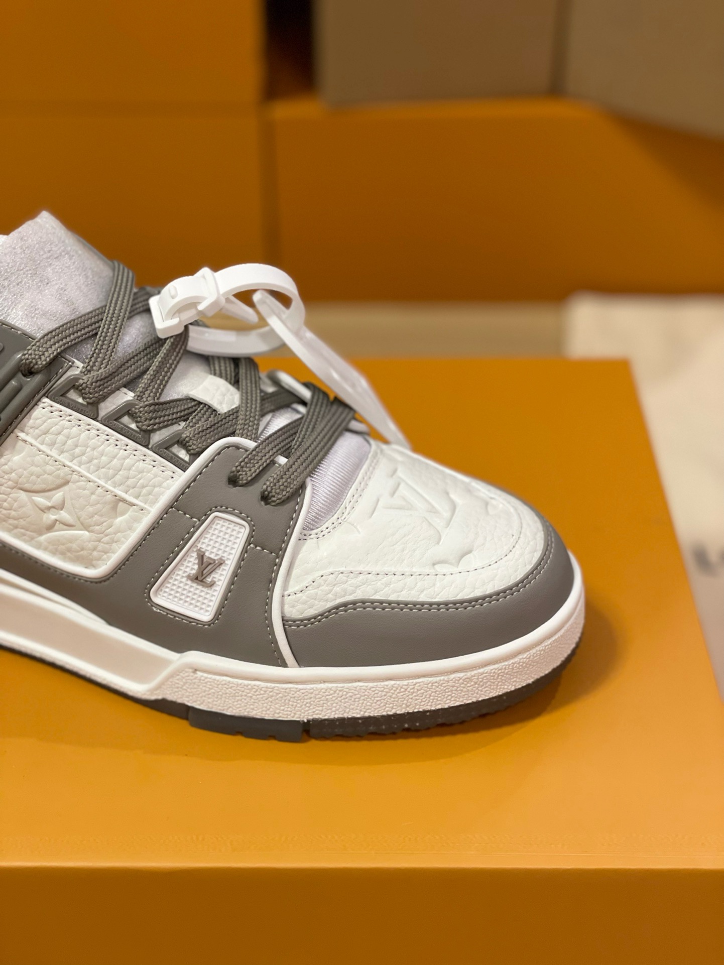 Loui Vuitto TRAINER SNEAKER