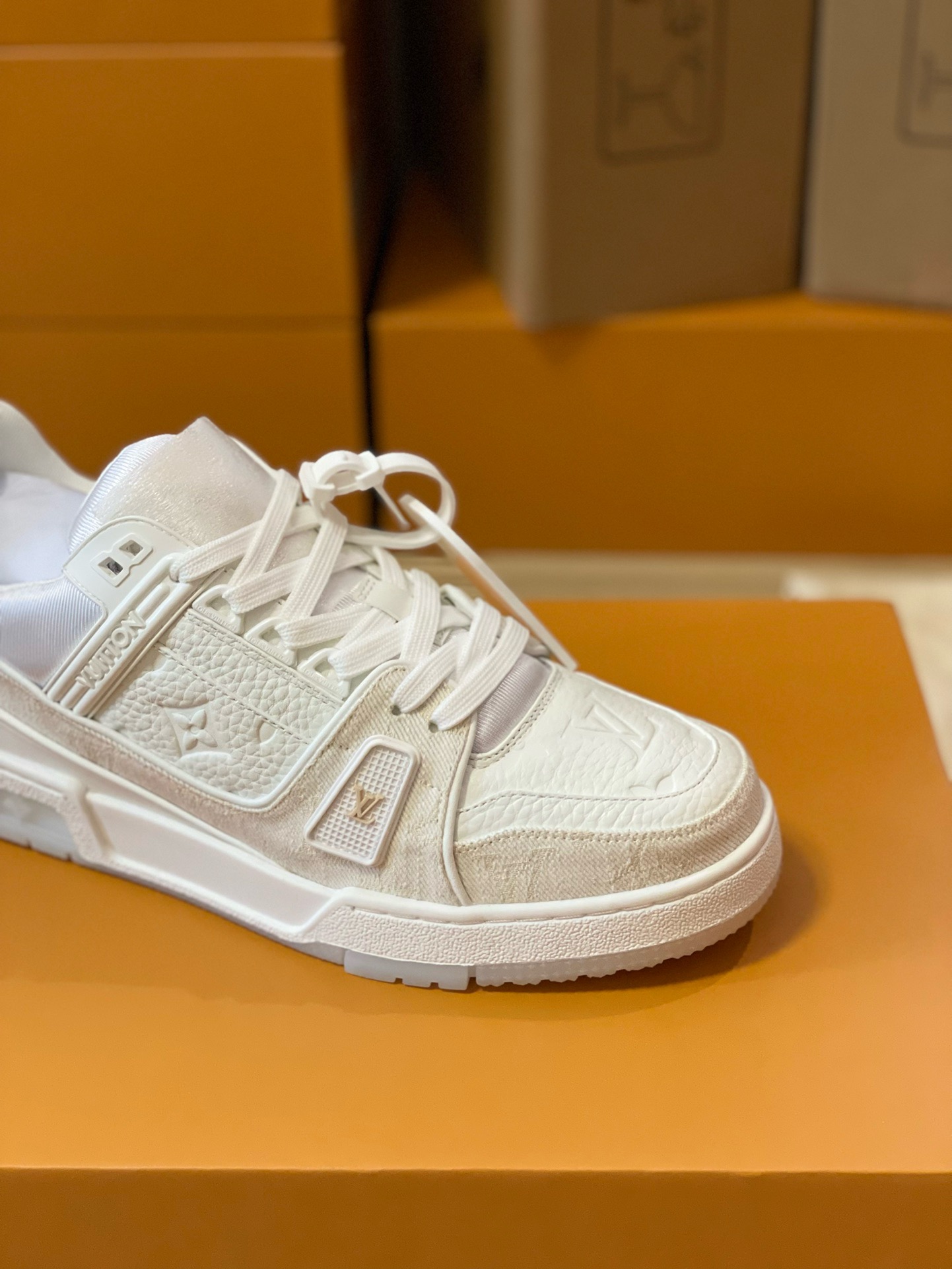 Loui Vuitto TRAINER SNEAKER