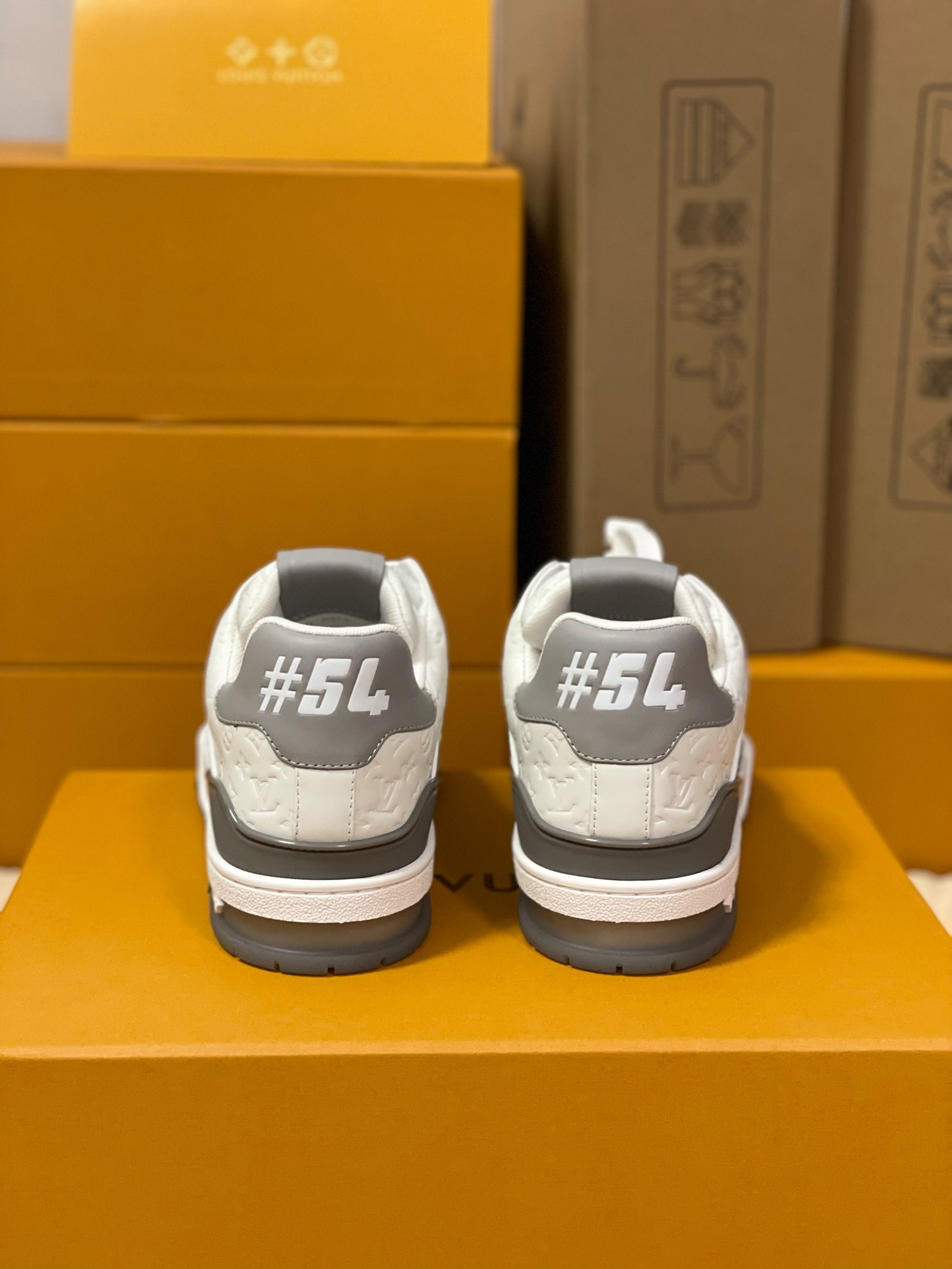 Loui Vuitto TRAINER SNEAKER