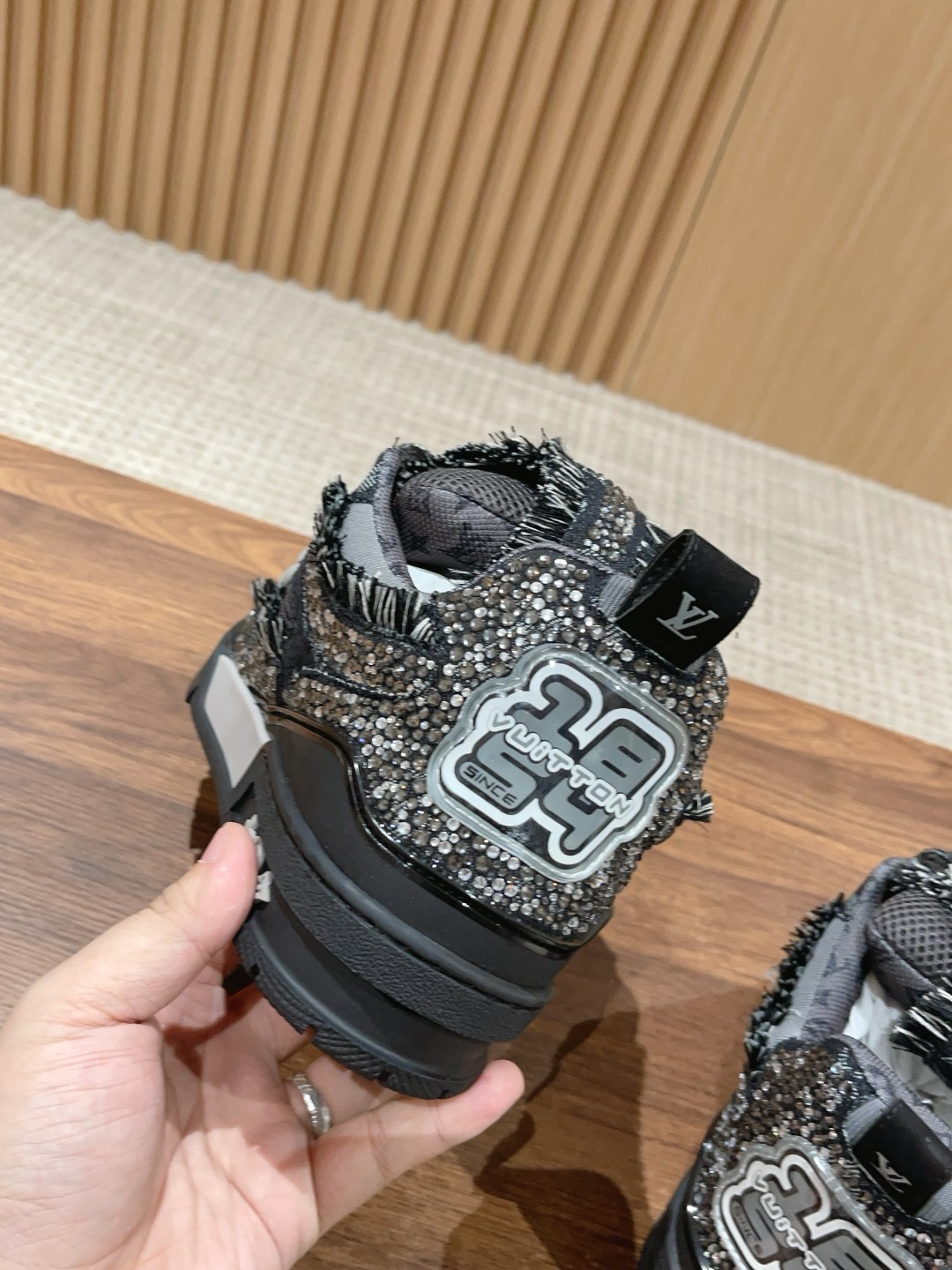 Loui Vuitto LV Skate Sneaker