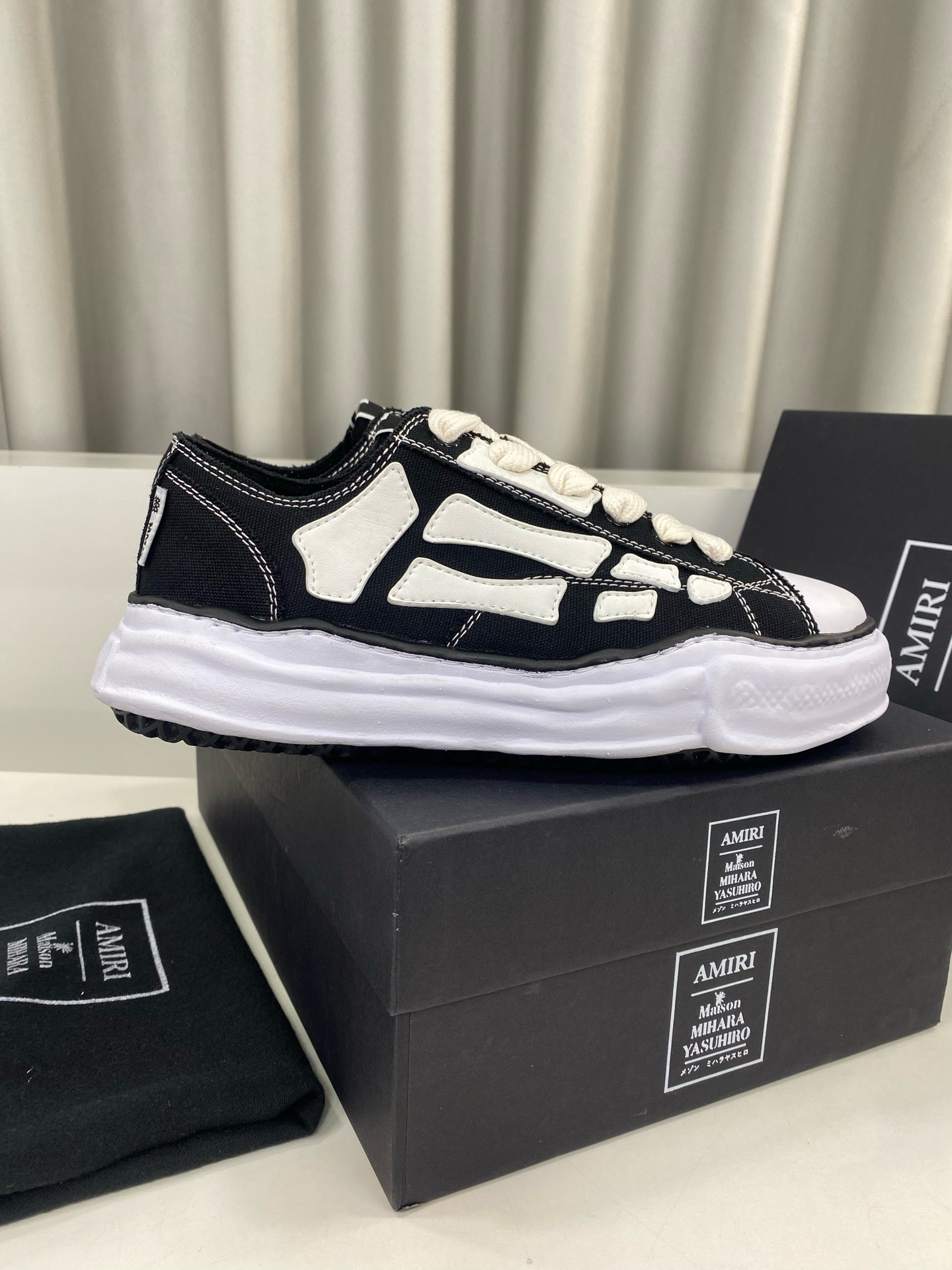 Ma*s*n mihara yasuhiro mmy sneaker