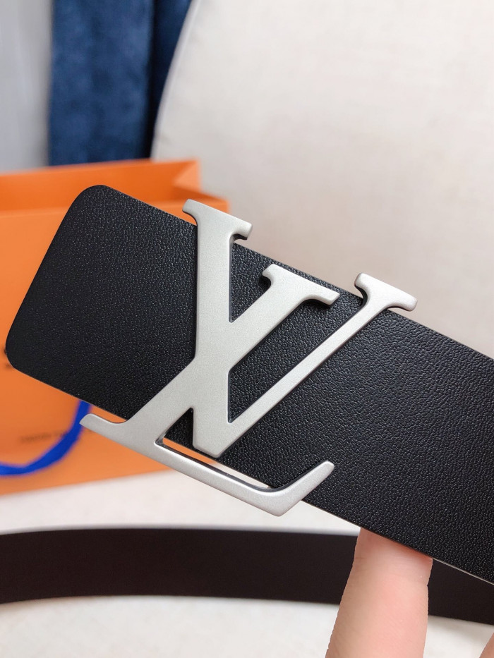 Loui Vuitto Belt-4CM