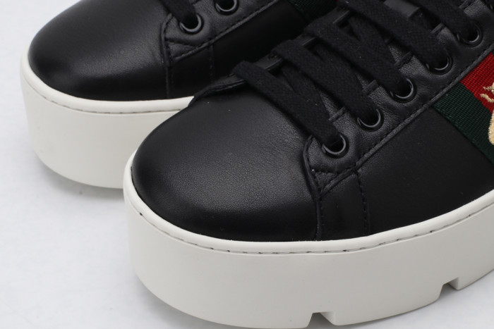 G*u*i low-top sneaker