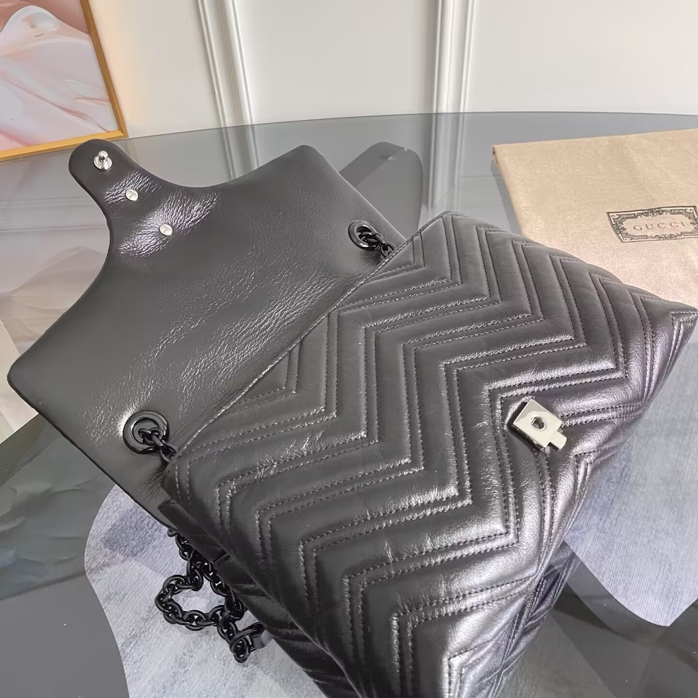 Gucci GG Marmont Medium Shoulder Bag 31x17x8cm