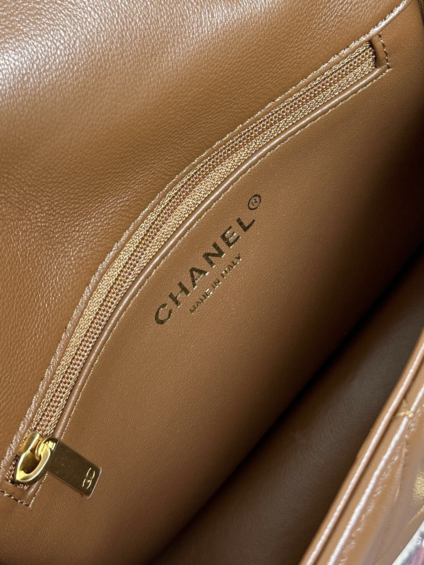 Ch**el Mini Flap Bag 12 x 18 x 6cm