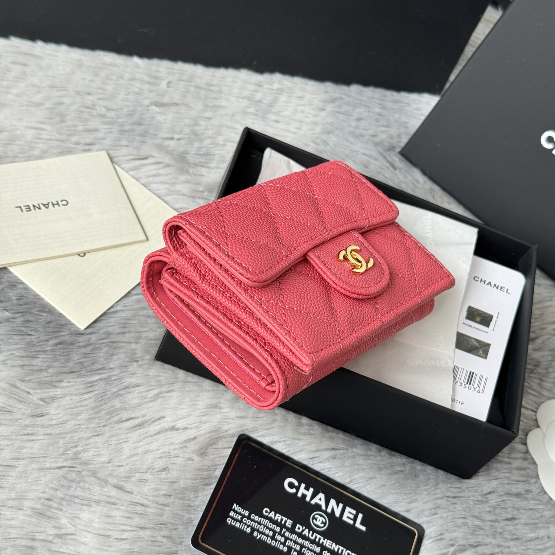 Ch**el card holder 10.5x7.5x3cm
