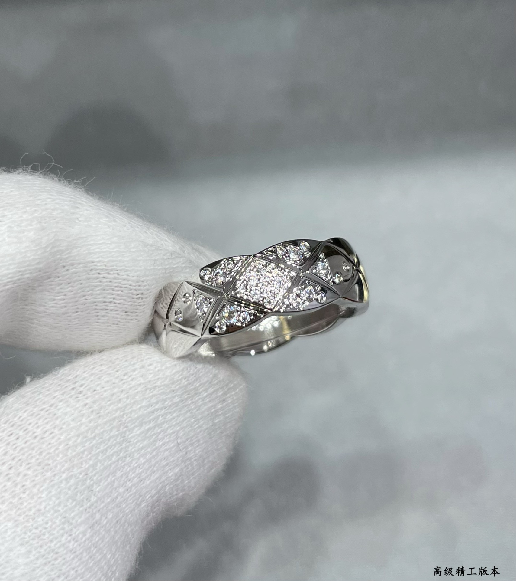 Ch**el Wide D1am0nd Ring