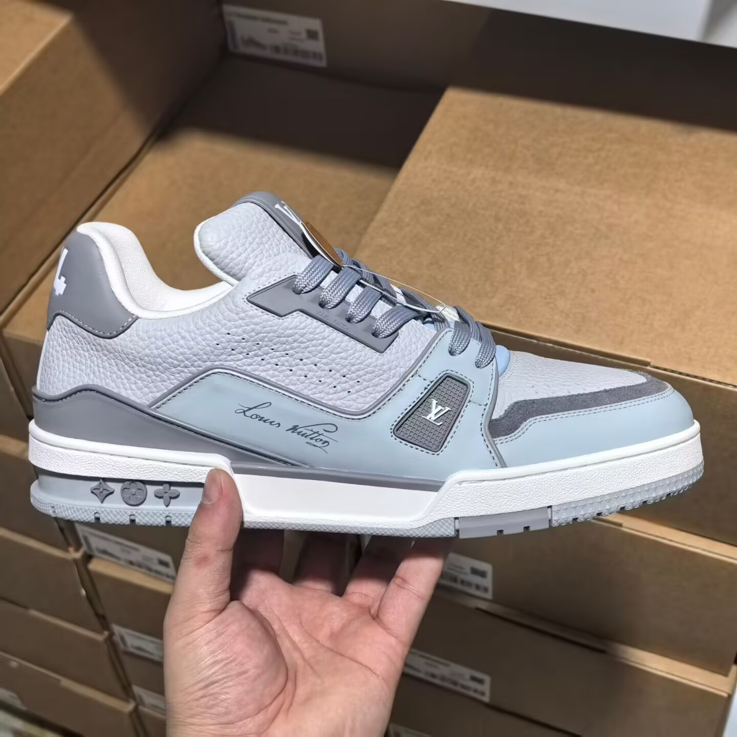 UA LV trainer Sneakers